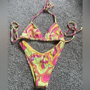 Frankies Bikinis - Peace Terry